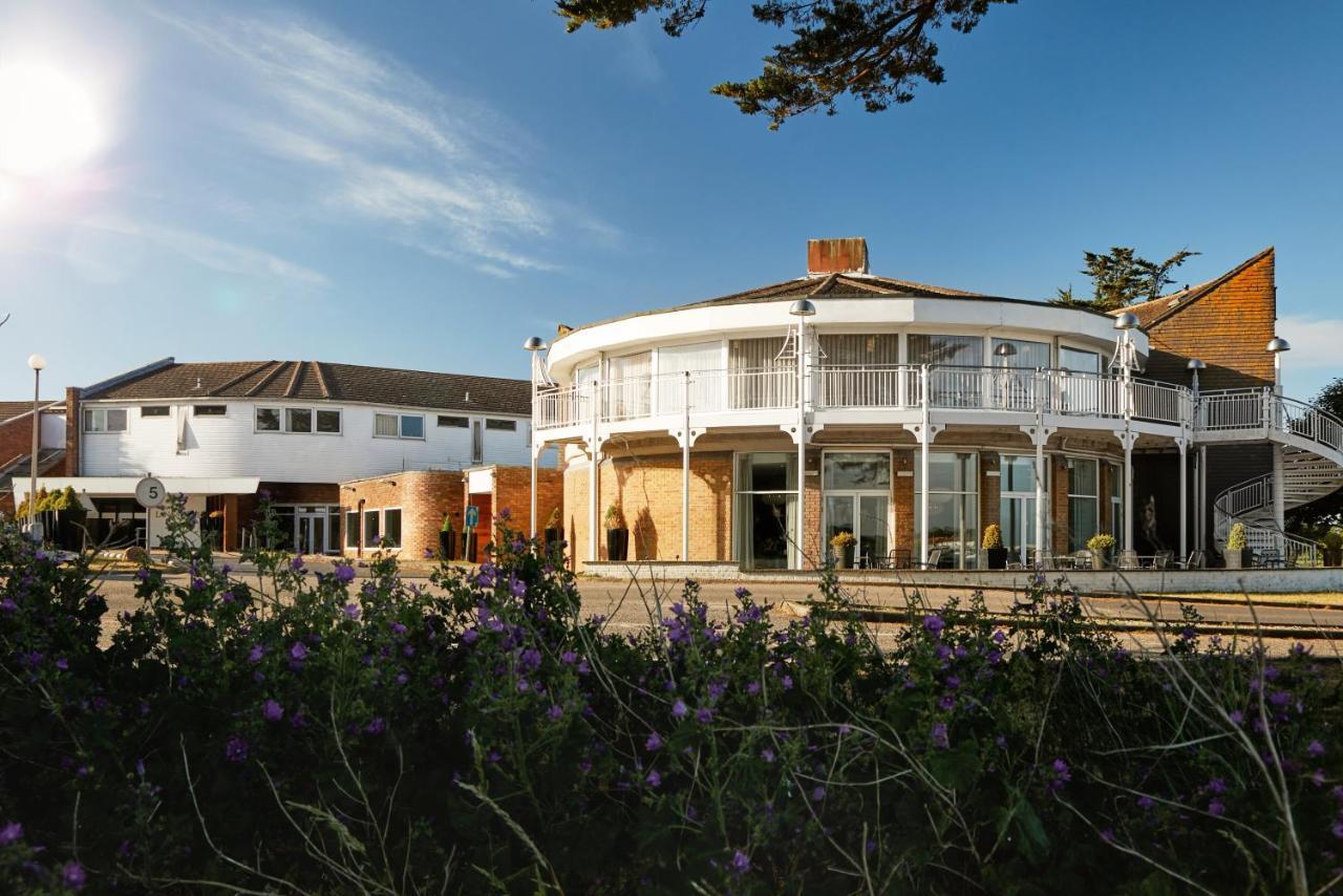 Langstone Quays Resort, Portsmouth Хавант Екстериор снимка