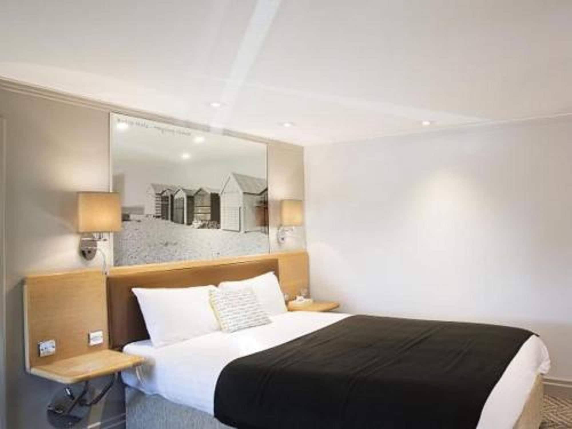 Langstone Quays Resort, Portsmouth Хавант Екстериор снимка