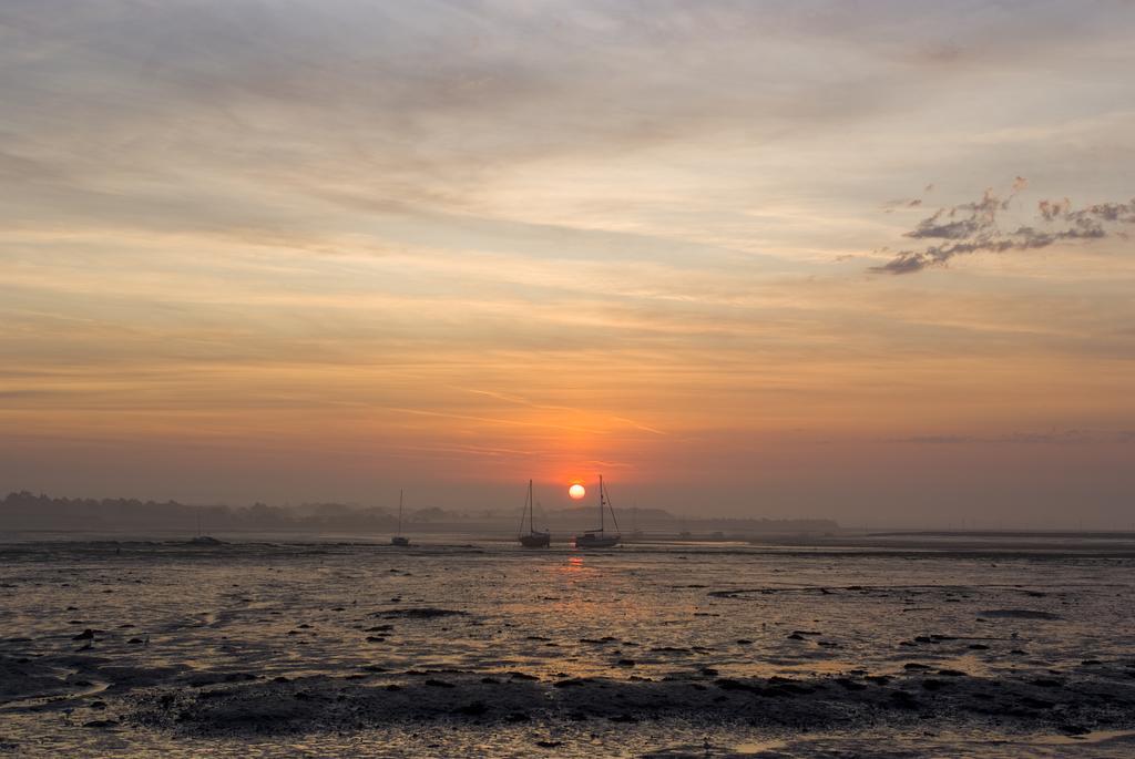 Langstone Quays Resort, Portsmouth Хавант Екстериор снимка
