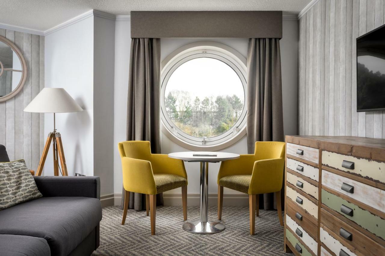 Langstone Quays Resort, Portsmouth Хавант Екстериор снимка